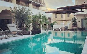Ynaira Hotel & Spa